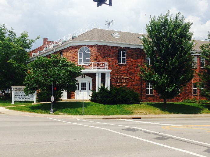 225 S Main St, O'Fallon, MO for rent - Building Photo - Image 3 of 5