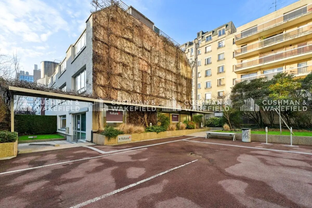 Office in Boulogne-Billancourt to rent Primary Photo- Image 1 of 6