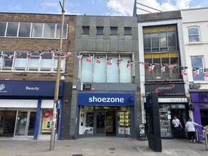 27 High St, Dudley to rent Building Photo- Image 1 of 5