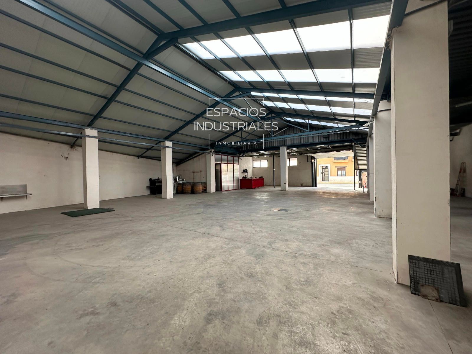 Industrial in Villarejo de Salvanés, Madrid to rent Floor Plan- Image 1 of 17