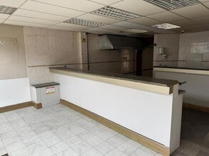 208 Higham Hill Rd, London for sale Interior Photo- Image 2 of 6