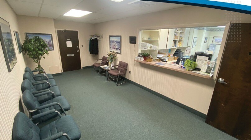 611 S Carlin Springs Rd, Arlington, VA 22204 - Unit 403/405 -  - Interior Photo - Image 1 of 4