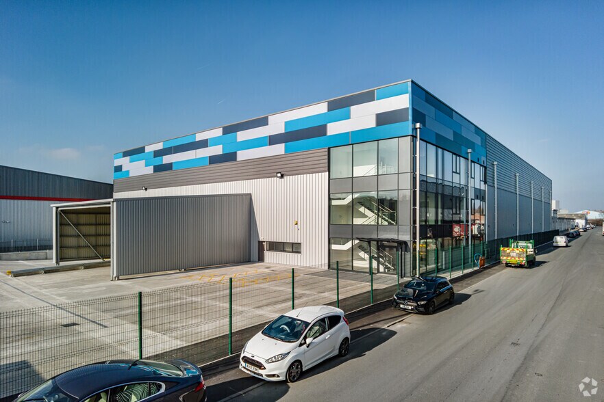 6 Mosley Rd, Manchester for sale - Primary Photo - Image 1 of 1