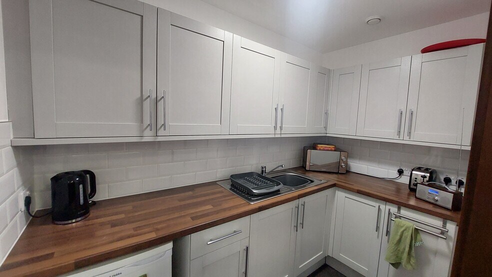 Camperdown St, Dundee to rent - Building Photo - Image 3 of 26