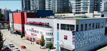 800 Carnarvon St, New Westminster, BC for rent Building Photo- Image 1 of 37