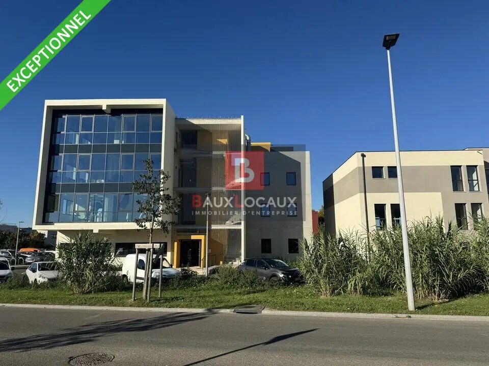 Vente Bureaux 45 m² - Photo 1