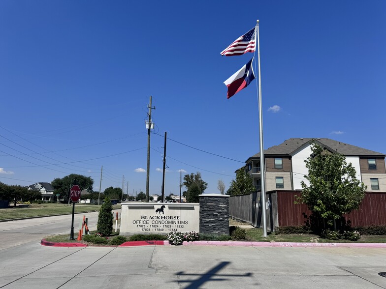 17820 Mound Rd, Cypress, TX for rent - Building Photo - Image 3 of 23