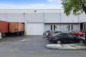 7950-7966 NW 14th St, Miami, FL to rent Building Photo- Image 1 of 13