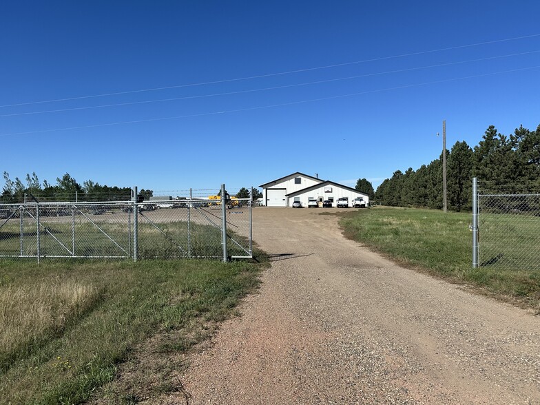 410 S 1st St, New Salem, ND for rent - Building Photo - Image 1 of 24