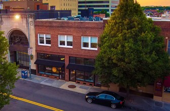 19 Franklin Rd SW, Roanoke, VA for rent Building Photo- Image 1 of 3