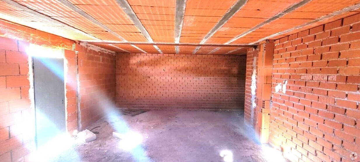 Novés, TOL 45516 - Unit Puerta 4 - - Interior Photo - Image 2 of 2