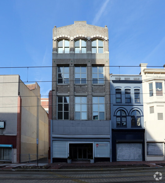 322 N Howard St, Baltimore, MD for rent - Primary Photo - Image 1 of 4