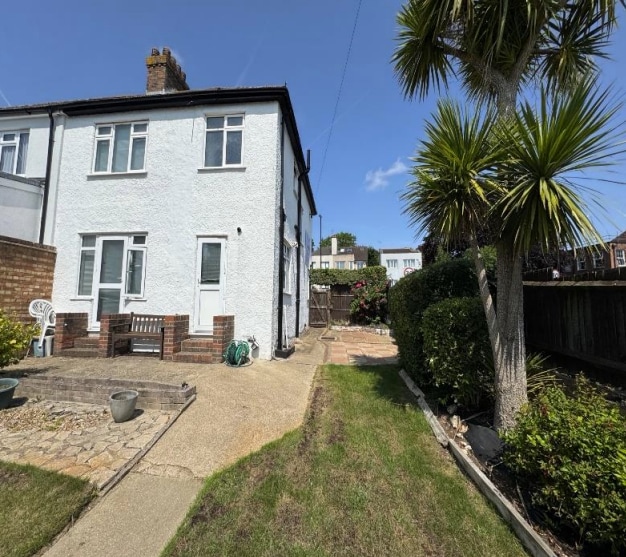 266 Addington Rd, South Croydon for sale - Building Photo - Image 2 of 2