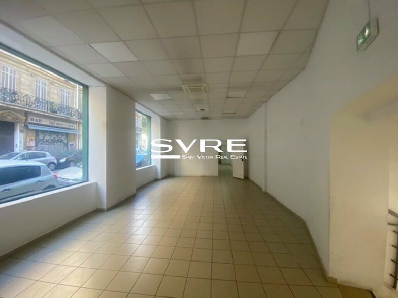 Retail in Marseille to rent - Building Photo - Image 3 of 8