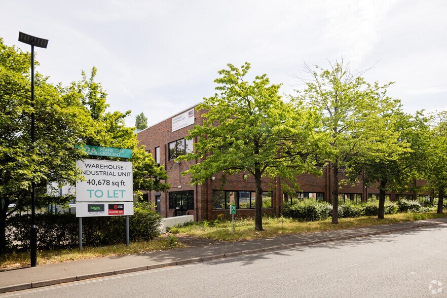 2A Plane Tree Crescent, Feltham for sale - Primary Photo - Image 1 of 1