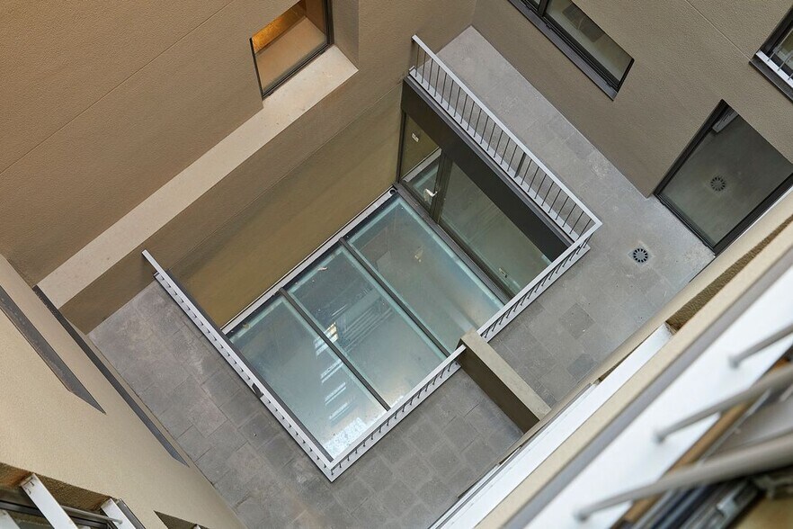 Carrer De La Diputació, 459-463, Barcelona, Barcelona to rent - Interior Photo - Image 3 of 7