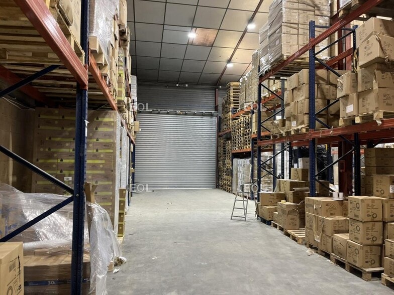 Light Industrial in Argenteuil for sale - Building Photo - Image 3 of 11