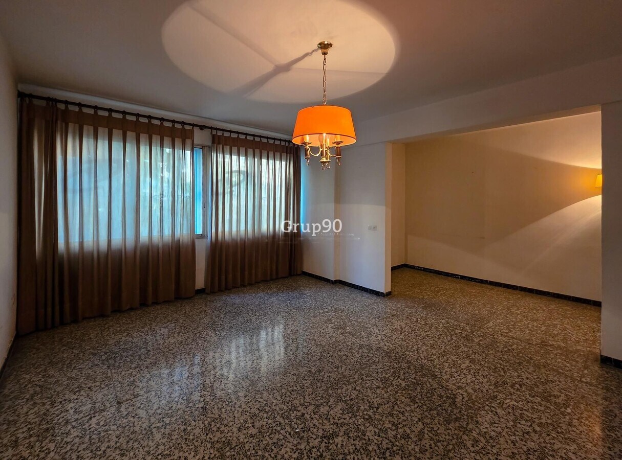 Lleida, LER 25008 - Unit - -  - Interior Photo - Image 2 of 16