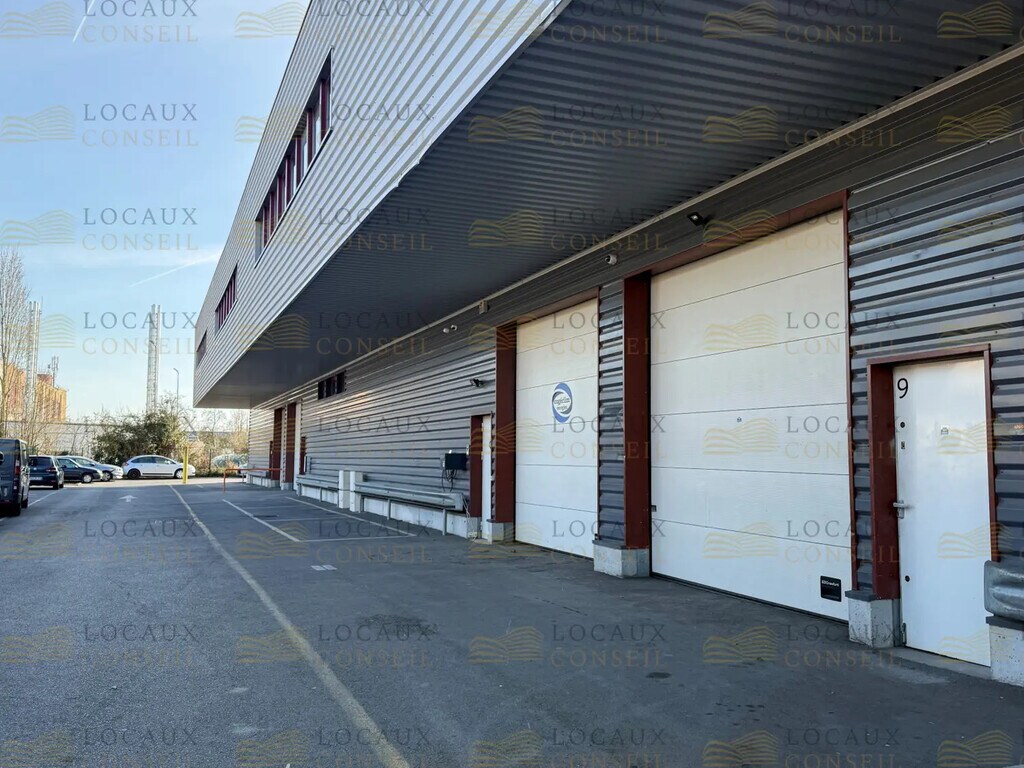 Vente Local d'activités 322 m² - Photo 1