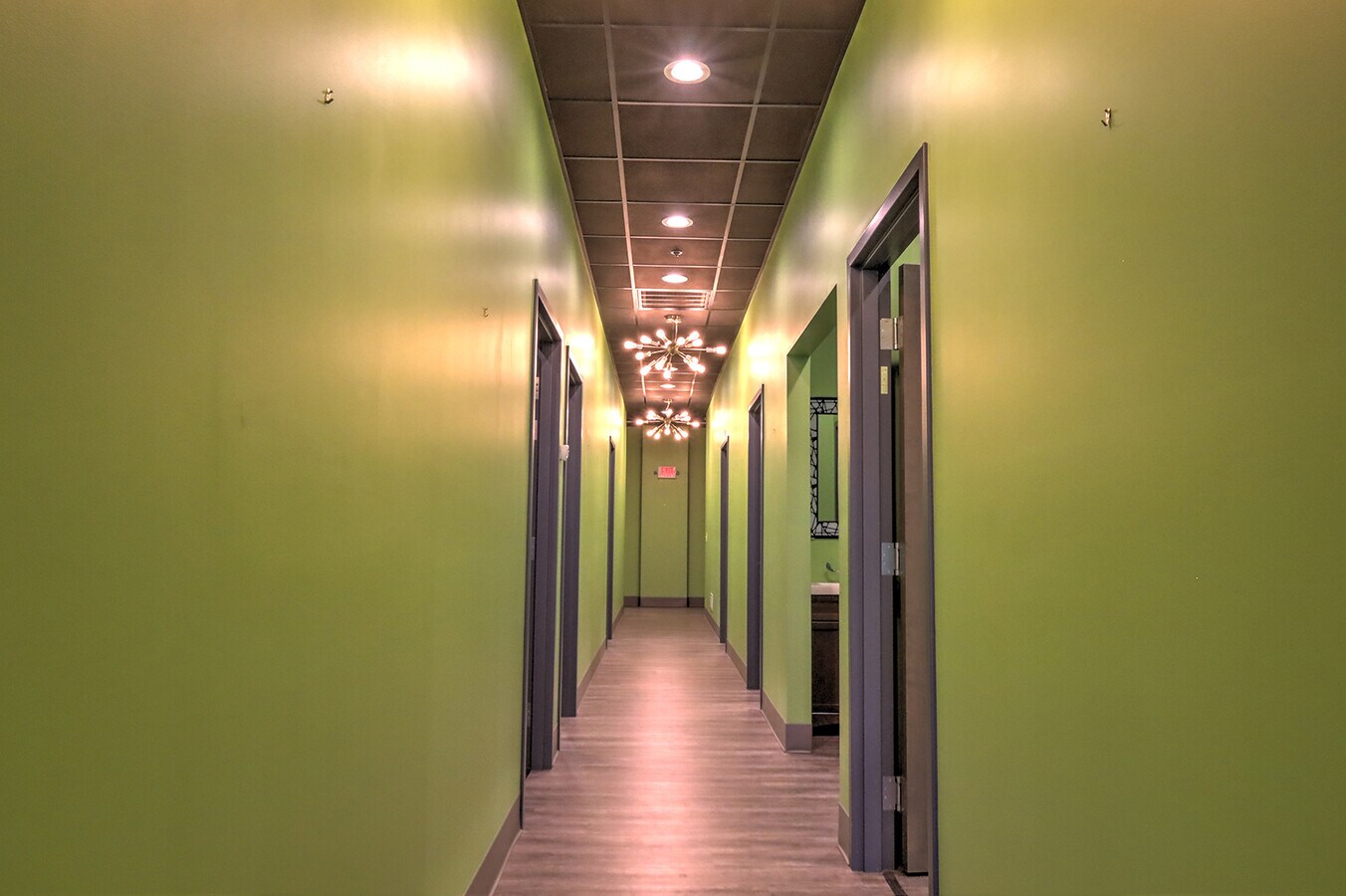 152 W Tiverton Way, Lexington 40503 UK