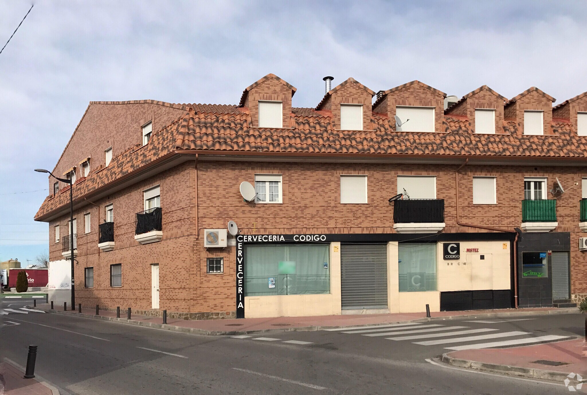 Barrio del Pilar, 1, Yeles, Toledo to rent Primary Photo- Image 1 of 3