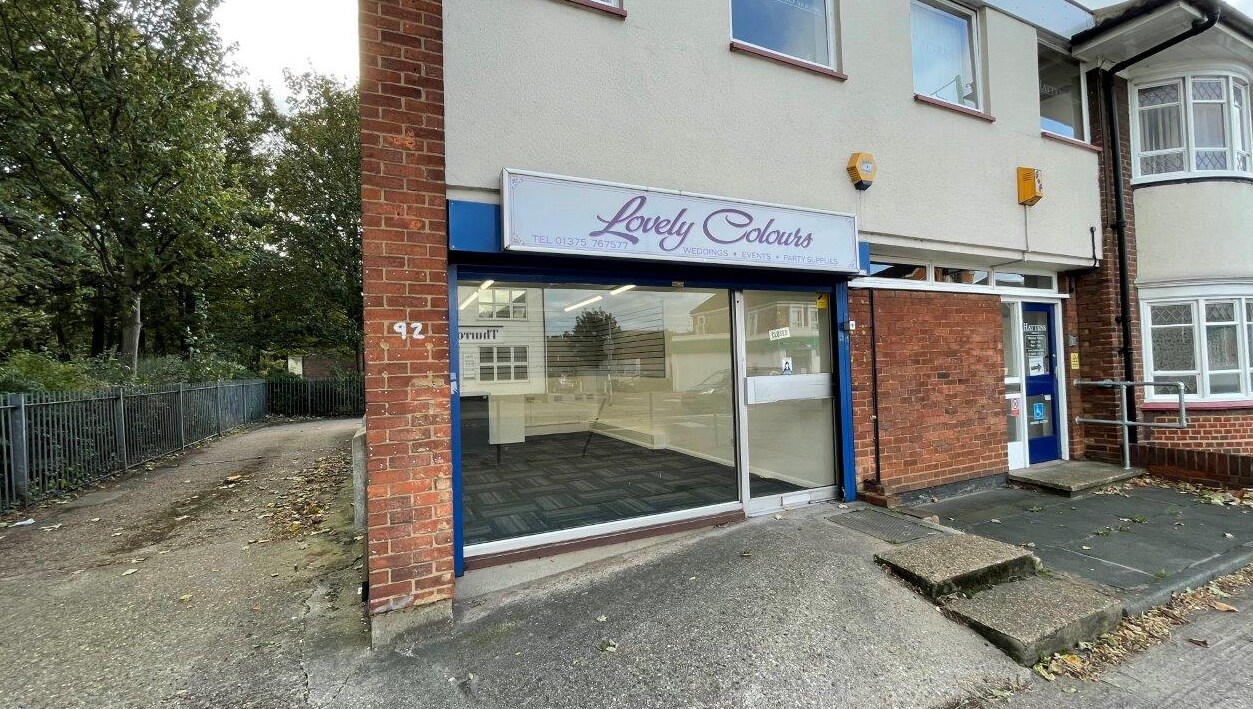 92 Orsett Rd, Grays for sale Primary Photo- Image 1 of 1