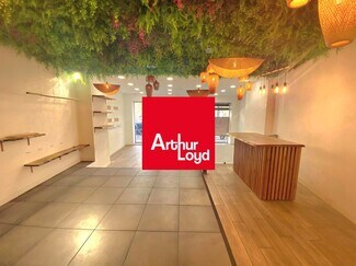 More details for 54 Avenue Du Prado, Marseille - Retail to Rent