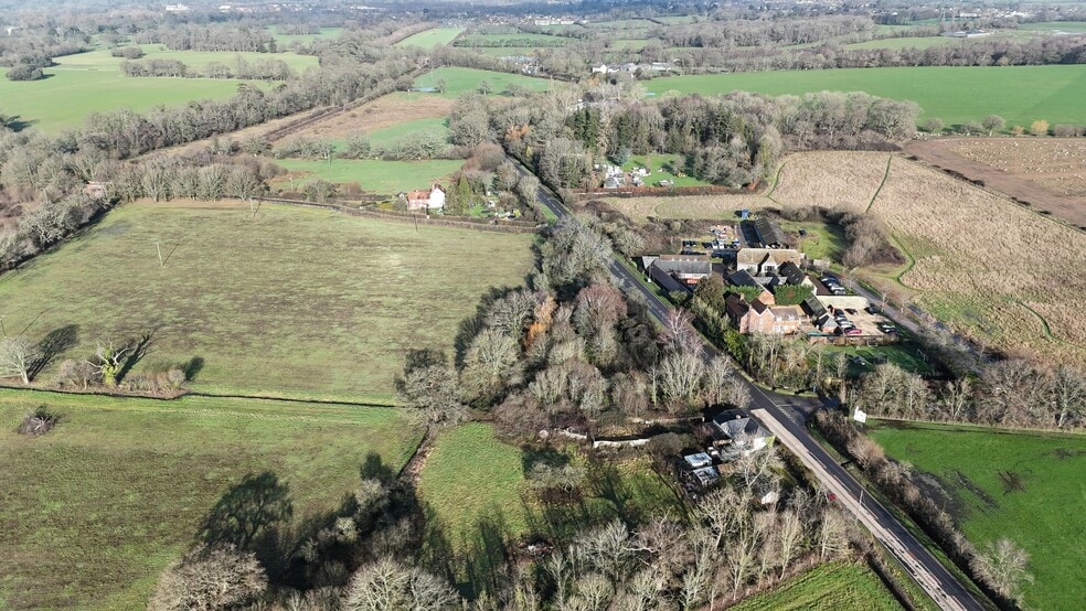 Land in Southampton Rd, Romsey to rent - Aerial - Image 3 of 8