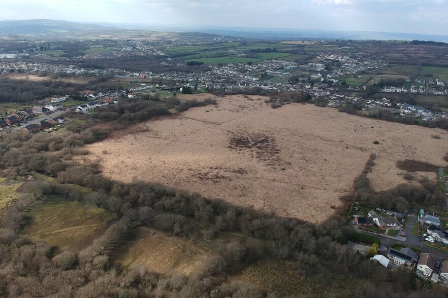 50 Penygrose Rd, Llanelli for sale - Aerial - Image 3 of 3