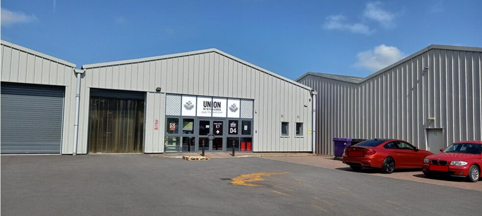 Valley Way, Market Harborough to rent - Building Photo - Image 2 of 3