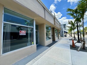 112-120 S 20th Ave, Hollywood, FL for rent Building Photo- Image 2 of 8