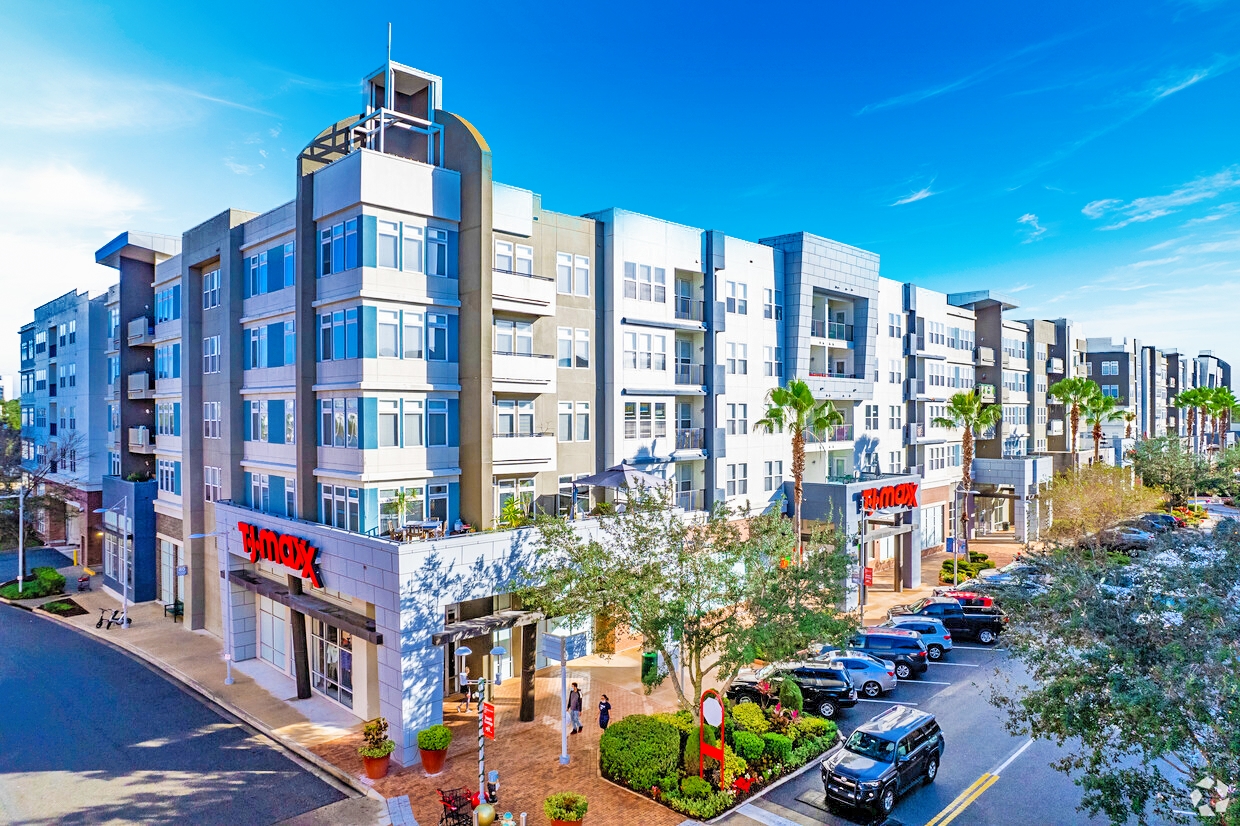 2300-2470 S Orange Ave, Orlando, FL to rent Building Photo- Image 1 of 33