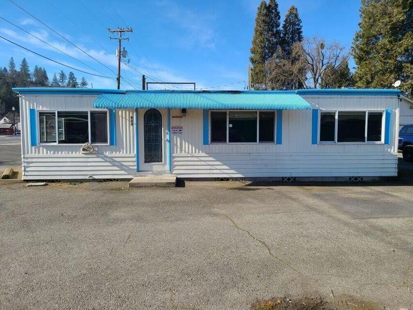 950 Rogue River Hwy, Grants Pass, OR for sale Building Photo- Image 1 of 17