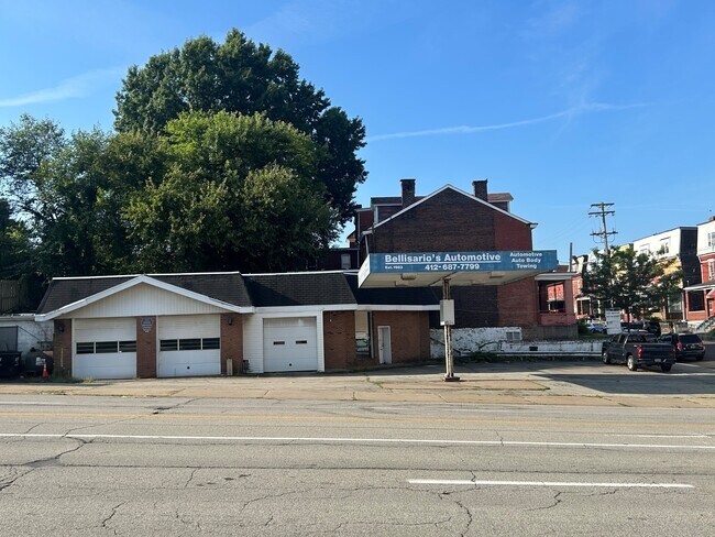 More details for 3600 Boulevard Of The Allies, Pittsburgh, PA - Retail to Rent