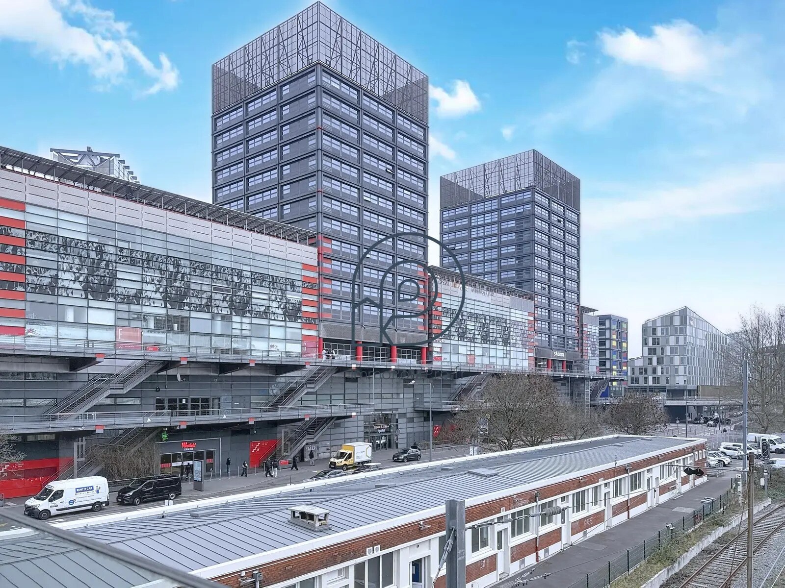 Office in Lille for sale Building Photo- Image 1 of 12