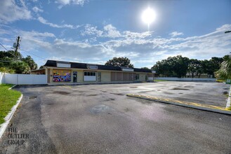 9125 Memorial Hwy, Tampa, FL for rent Building Photo- Image 1 of 8