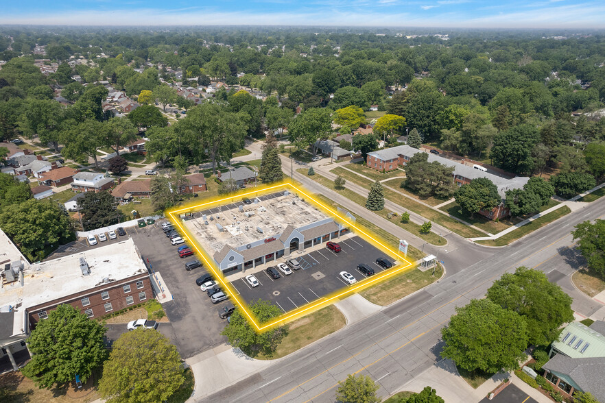 21423-21435 Greater Mack Ave, Saint Clair Shores, MI for rent - Aerial - Image 3 of 7