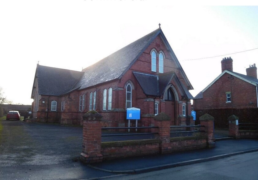 102 Heath Rd, Sandbach for sale - Primary Photo - Image 1 of 1