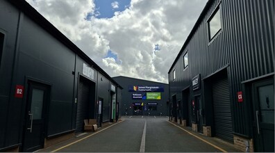 Thorpe Rd, Melton Mowbray to rent Building Photo- Image 1 of 11