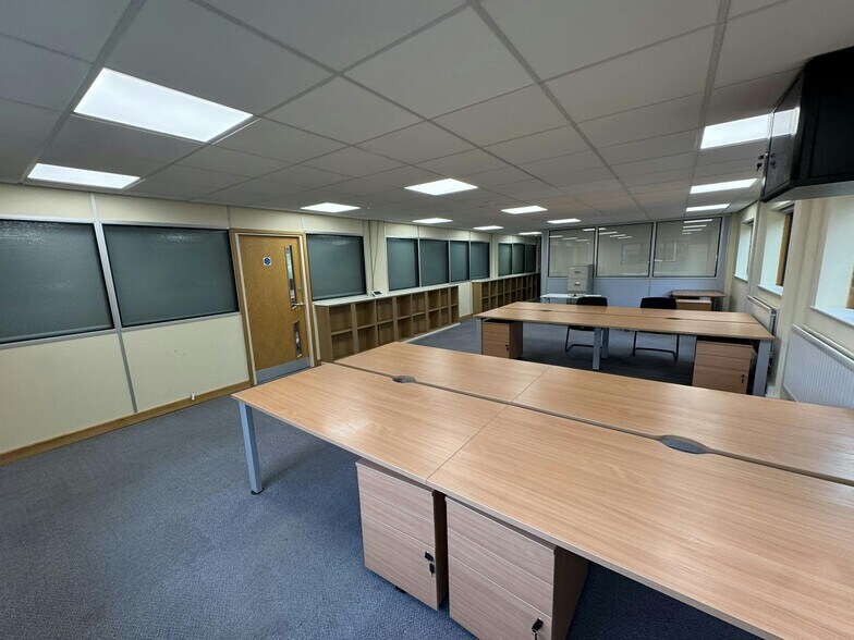 Welshpool Rd, Shrewsbury to rent - Interior Photo - Image 2 of 3