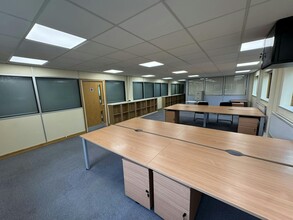 Welshpool Rd, Shrewsbury to rent Interior Photo- Image 2 of 2
