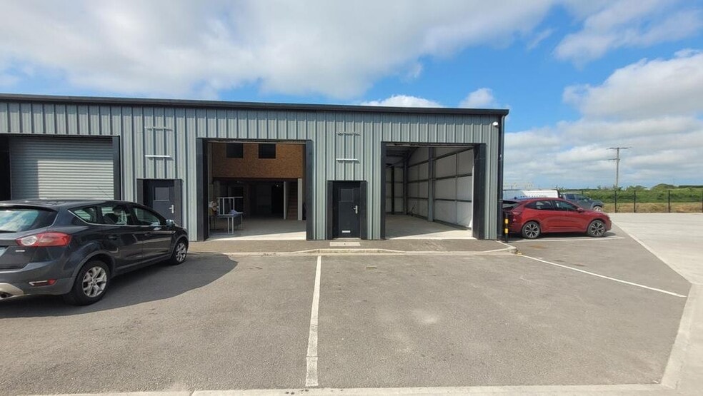 Newquay Rd, Indian Queens to rent - Building Photo - Image 2 of 20