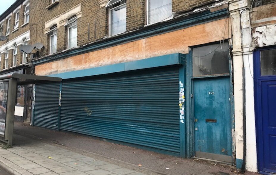 27 Green Ln, Ilford IG1 1XG UK