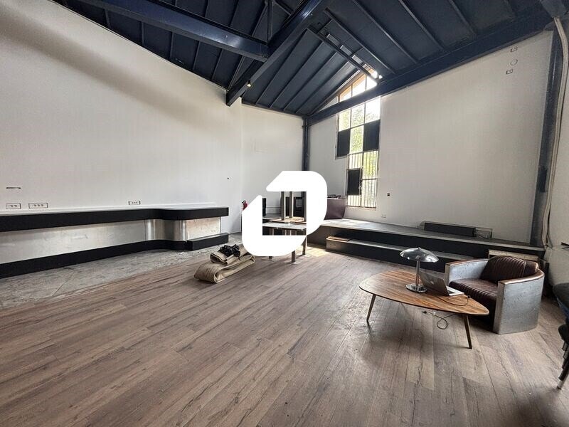 Office in Evry Courcouronnes to rent Interior Photo- Image 1 of 7