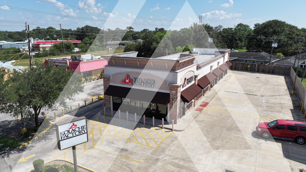 10519 Post Oak Rd, Houston, TX for rent - Building Photo - Image 1 of 11