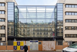 More details for 32-34 rue Marbeuf, Paris - Retail to Rent