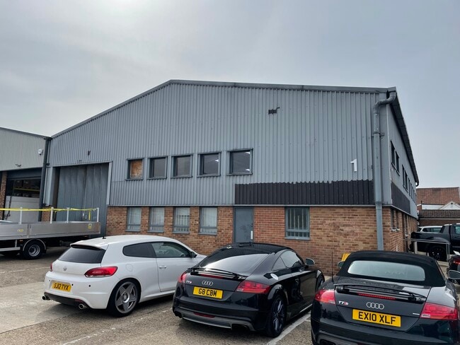 More details for Clivemont Rd, Maidenhead - Industrial to Rent