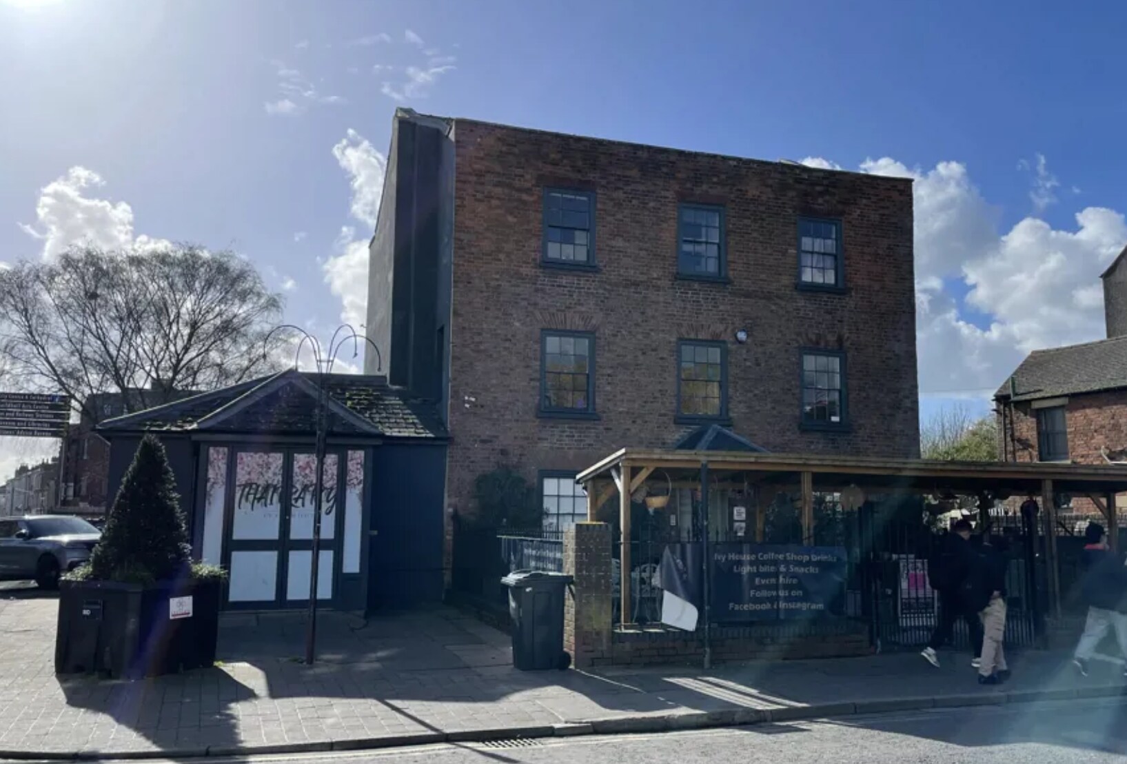 94 Eastgate St, Gloucester to rent Building Photo- Image 1 of 7