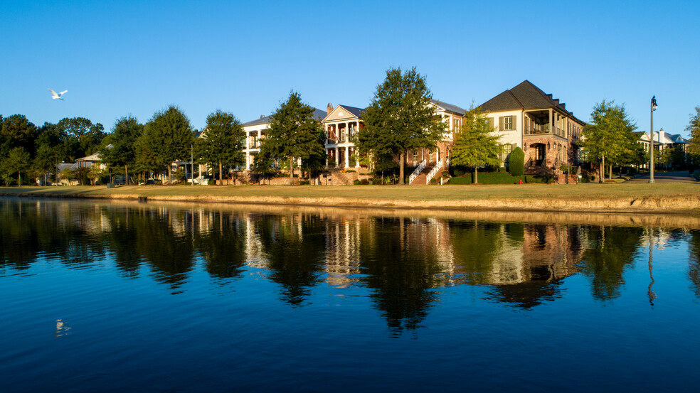 201 North Lake Ave, Madison, MS for rent - Building Photo - Image 3 of 11