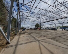 16 Geddington Rd, Corby to rent Building Photo- Image 2 of 2